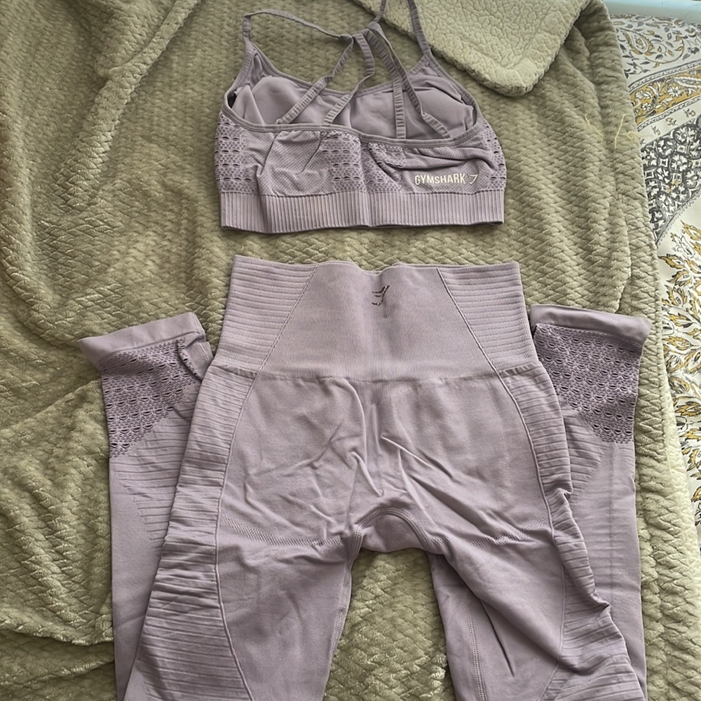 Gym shark matching set Sz M purple